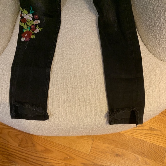 Zara Black Embroidered Skinny Jeans - Picture 4 of 5